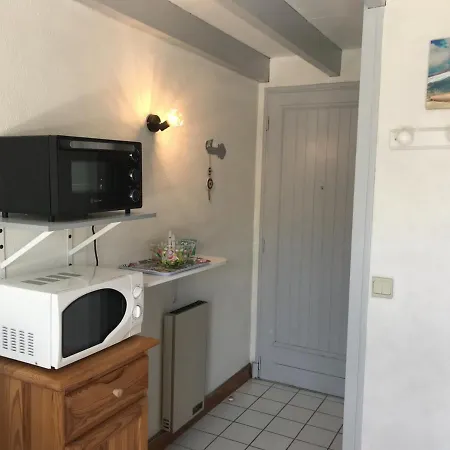 Vaux-sur-mer, 2 Pieces, 4 Personnes - Fr-1-539-9 *